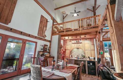 Utica House | Experience the romance of a BARN. "DO YOU THINK YOU LIVE IN A BARN"YES!