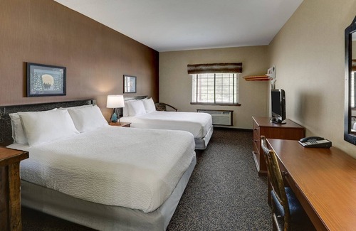 Columbia Hotel | Experience the Rustic Elegance of Stoney Creek! Heated Pools | 2 Units