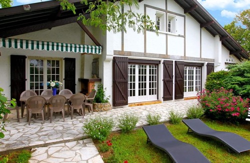 Arbonne Villa | Experience this Basque Style Retreat with Charming Gardens and Heated Pool