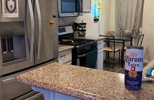 Canyon Gate House | Experience Vegas like a local! Cozy 2-bedroom townhome 25 mins from LV Strip