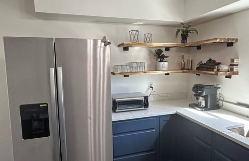 Bardstown House | Explore Bardstown's bourbon heritage - Heaven Hill just 13 minutes away