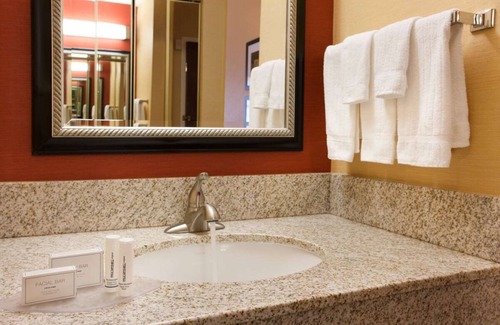 Las Vegas Hotel | Explore Red Rock Canyon National Conservation Area! 4 Family-friendly Units!