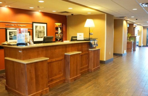 Kingman Hotel | Explore the Grand Canyon: Kingman Stay w/Pool & Close to Downtown