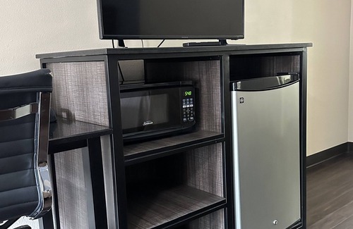 Hartselle Hotel | Express Inn & Suites