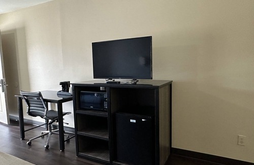 Hartselle Hotel | Express Inn & Suites