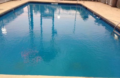 Thomson Hotel | Express Inn Thomson