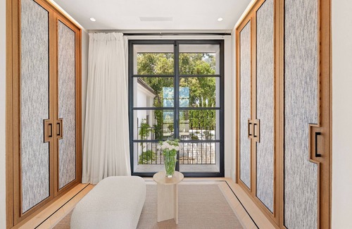 Marbella Villa | Exquisite 6 Beds Luxury Villa in Marbella