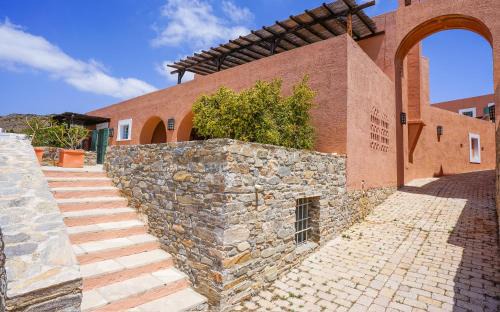 Megas Gialos Villa | Exquisite beachfront mansion