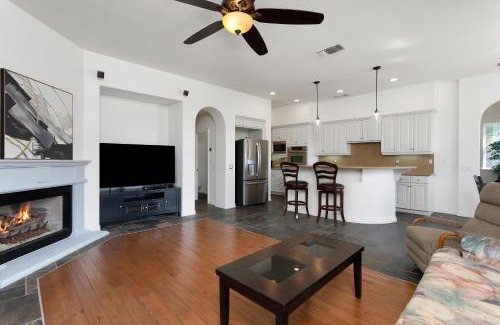 Carlsbad House | Exquisite Carlsbad Sanctuary!