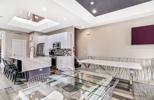 Pennsport House | Exquisitely Designed Gem! Roof Deck+Patio