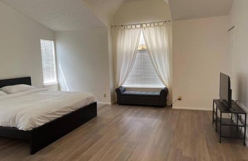 Las Vegas House | Extended Stay 3 Or 4 Beds Cozy Smart Home Living