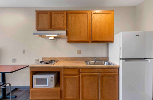 Fairdale Hotel | Extended Stay America Select Suites - Louisville - South