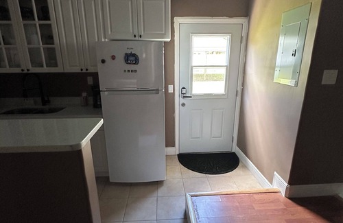 Gotha House | EXTRAORDINARY EXPERIENCE 3/broom 2/bath house in lovely Windermere with WiFi, AC