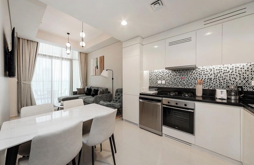 Sheikh Zayed Road Apartment | Extremely High 2BR in Aykon City Tower