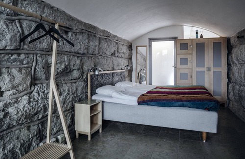 Farosund Hotel | Fårösunds Fästning