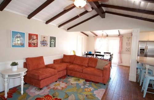 Hermosa Village House | F-26 Andys House