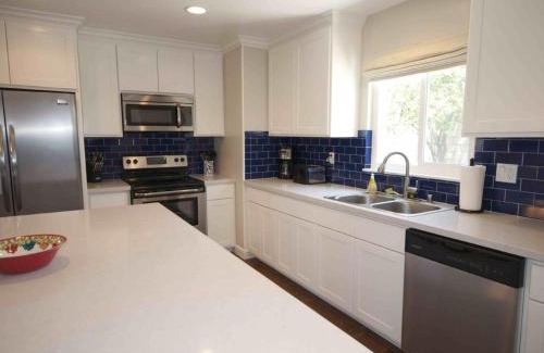 Hermosa Village House | F-26 Andys House