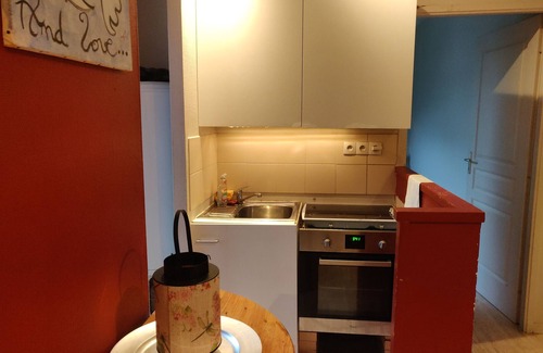 Gare-Jouvenet Apartment | F2, very quiet & functional, 2 ROOMS RdJ (near TOWN CENTER & RAILWAY STATION Rouen & MUSEUMS,