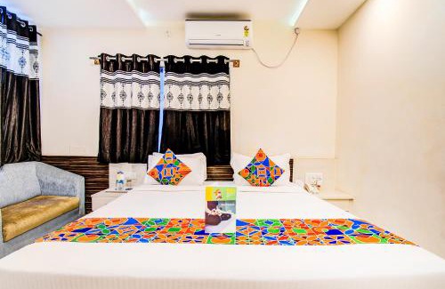 5th Block Hotel | FabHotel Corporate Crown - Nr Jyoti Nivas University
