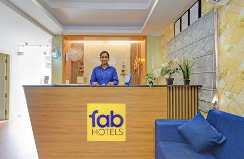 Secunderabad Hotel | FabHotel Metro - Nr Secunderabad Railway Station