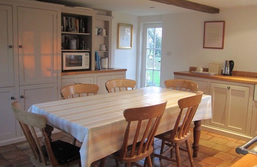 Diss House | Fabulous 5 bedroom house with large enclosed garden, perfect for family breaks