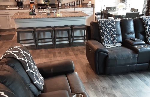 North Las Vegas House | Fabulous North Vegas Single-Level Townhome w/Private Yard and BBQ.