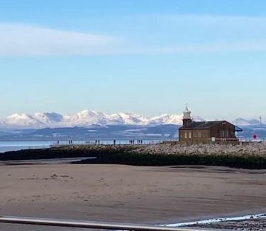 Bare Apartment | fabulous sea views and sunsets