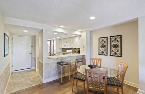 Shelter Cove Condo | Fabulous Water & Shelter Cove Harbour Views