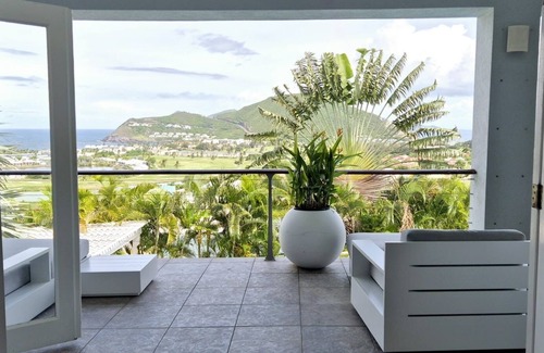 Frigate Bay House | Fabulously Located 3-bed villa with large swimming pool in wonderful Frigate Bay