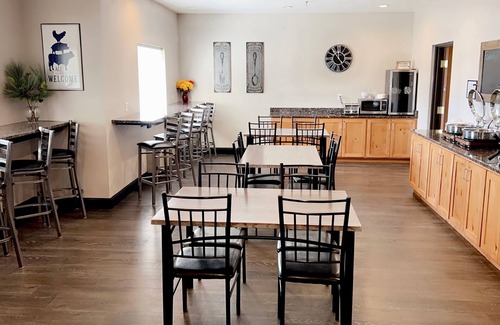 Williston Hotel | FairBridge Inn & Suites Williston