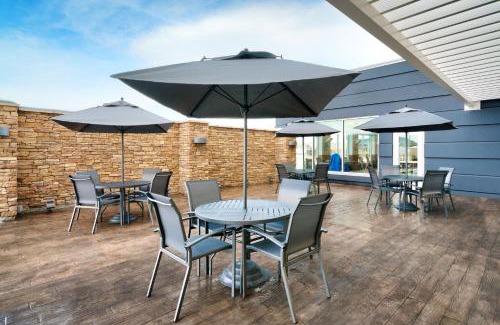 Laurel Hotel | Fairfield by Marriott Inn & Suites Laurel