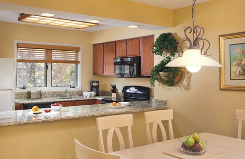 Fairfield Glade Resort | Fairfield Glade, TN: 2 BR Suite w/Whirlpool Tub, Lakes, Golf, Beaches & More!