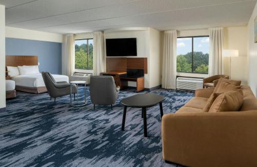 College Park Hotel | Fairfield Inn and Suites Atlanta Airport South/Sullivan Road