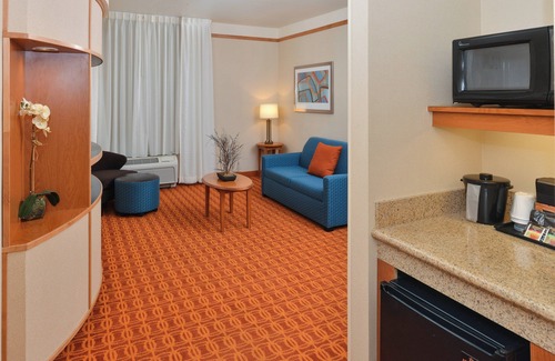 Elk Grove Hotel | Fairfield Inn and Suites by Marriott Sacramento Elk Grove