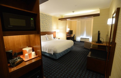 Bowling Green Hotel | Fairfield Inn & Suites Bowling Green