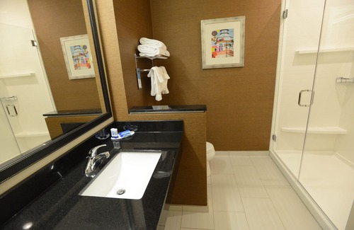 Bowling Green Hotel | Fairfield Inn & Suites Bowling Green