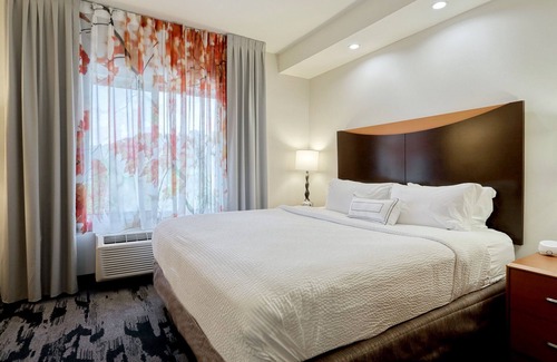 New Cumberland Hotel | Fairfield Inn & Suites by Marriott Harrisburg West