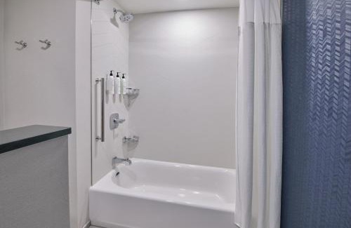 Des Plaines Hotel | Fairfield Inn & Suites by Marriott Chicago O'Hare