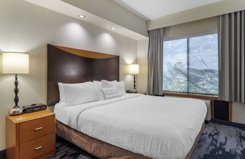 Commerce Hotel | Fairfield Inn & Suites by Marriott Commerce