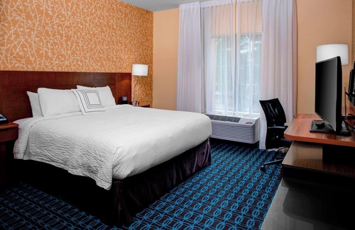 Douglas Hotel | Fairfield Inn & Suites by Marriott Douglas