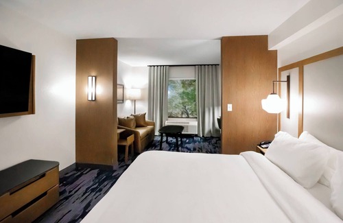 Fairgrounds Hotel | Fairfield Inn & Suites by Marriott Louisville Airport