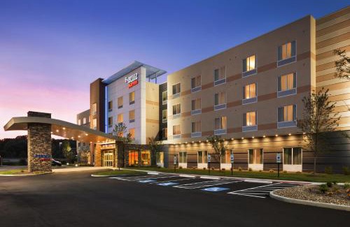Fairlawn Hotel | Fairfield Inn & Suites by Marriott Akron Fairlawn