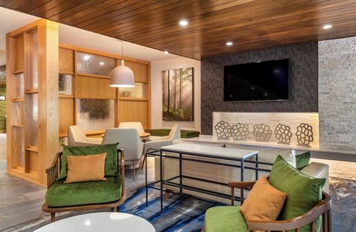 Helen Hotel | Fairfield Inn & Suites by Marriott Helen