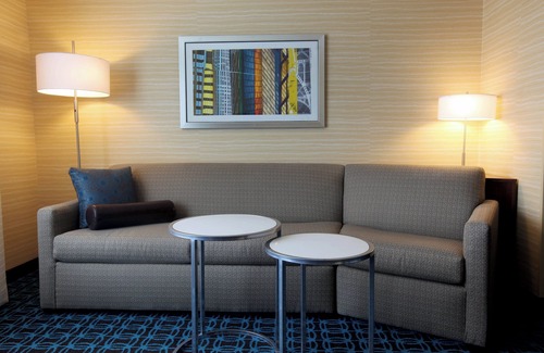 West Omaha Hotel | Fairfield Inn & Suites by Marriott Omaha West