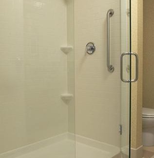 Romulus Hotel | Fairfield Inn & Suites by Marriott Detroit Metro Airport Romulus