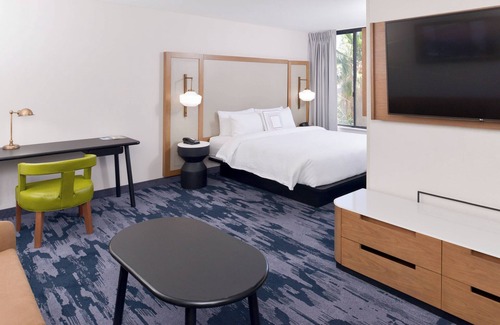 Bakersfield Hotel | Fairfield Inn & Suites by Marriott Bakersfield Central