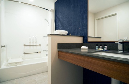 Palmdale Hotel | Fairfield Inn & Suites by Marriott Palmdale West