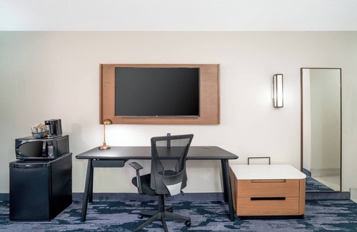 Memphis Hotel | Fairfield Inn & Suites Memphis I-240 & Perkins