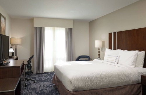 Old Town Hotel | Fairfield Inn & Suites San Diego Old Town
