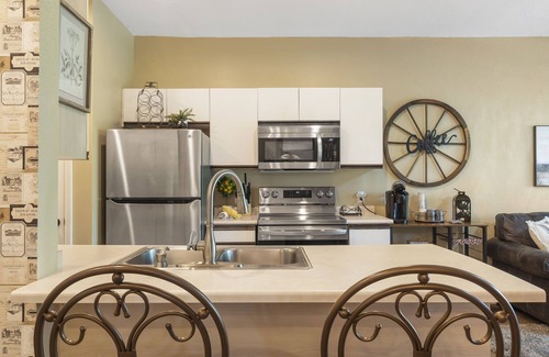 Downtown Branson Condo | Fairview Escape - Holiday Hills Branson - Golf - Outdoor Pools